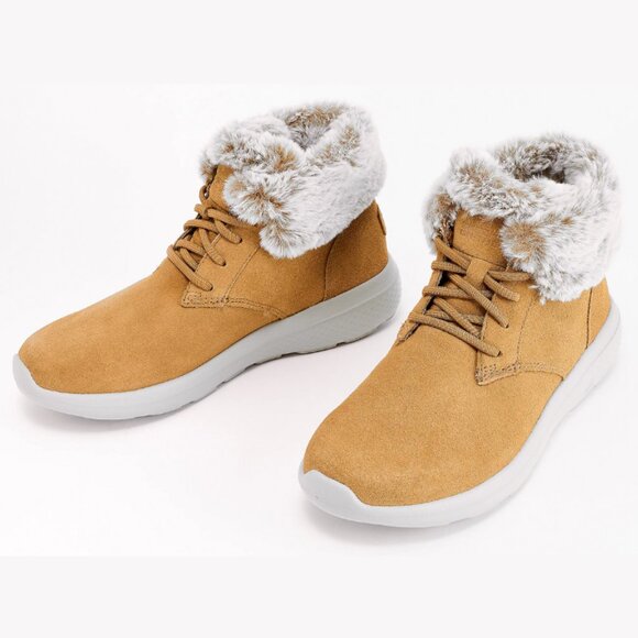 NWT Skechers Womens On The Go City Chestnut Suede Faux Fur Ankle